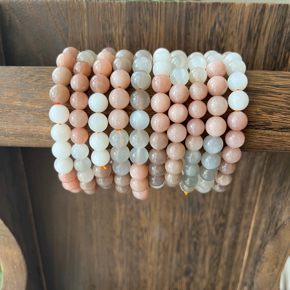 Moonstone bracelet (one)